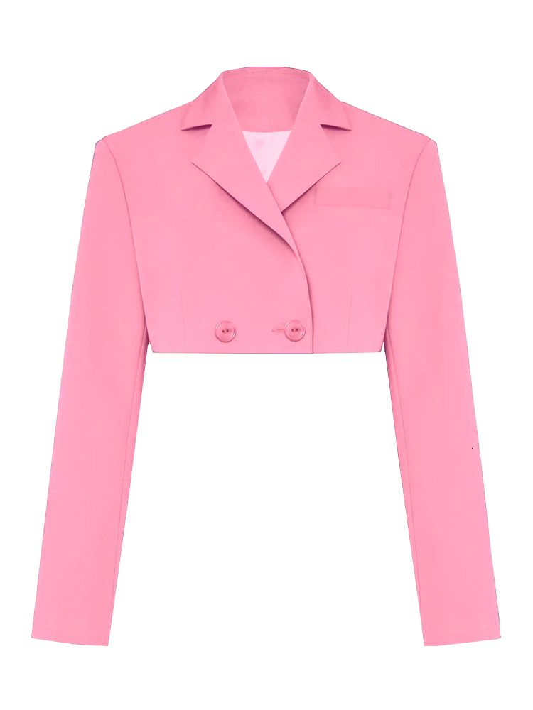 Только розовое пальто