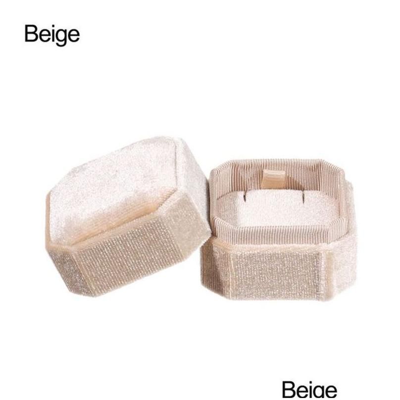 Hängsmycke Box Beige