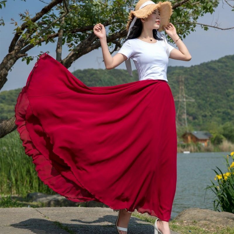 Винные красные юбки