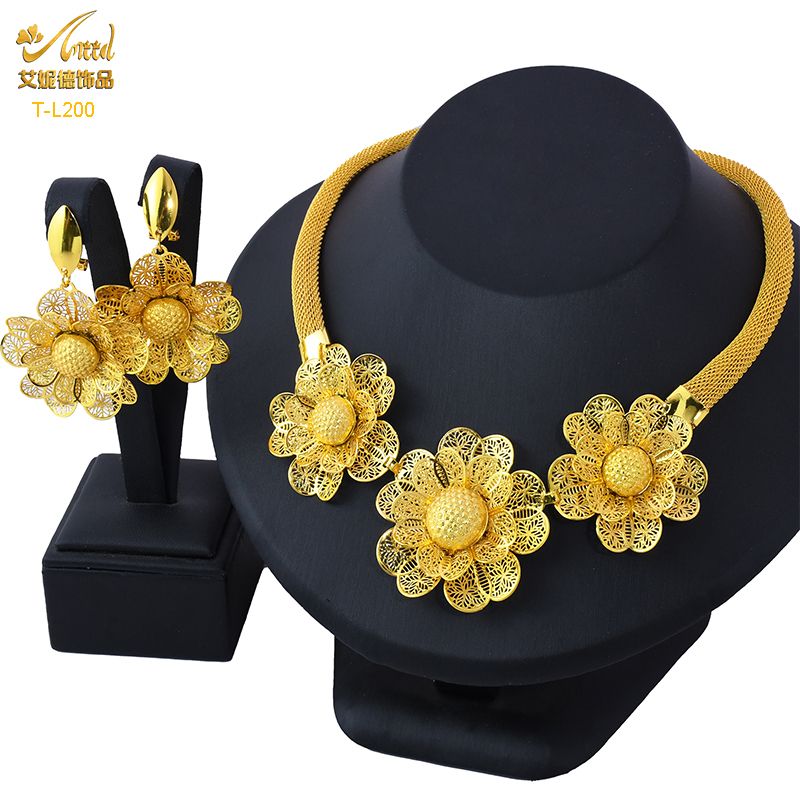 L200necklace Earing