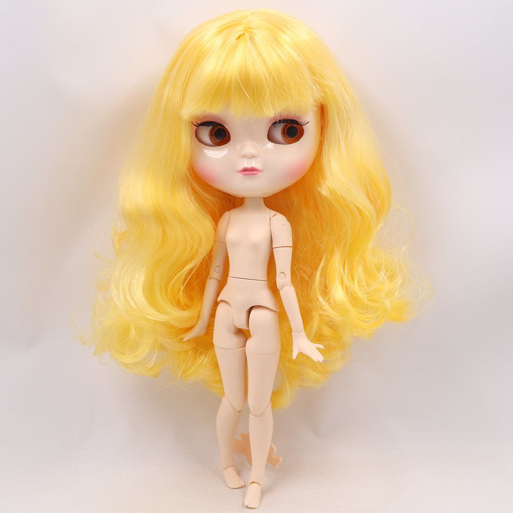 Naken doll4