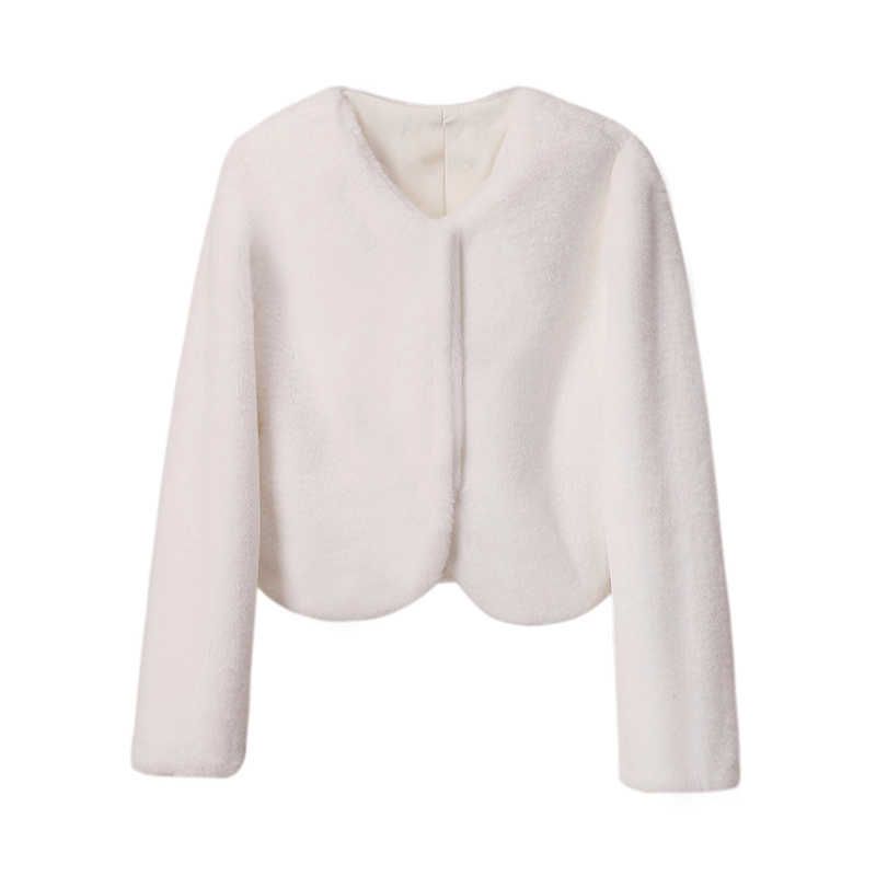 manteau de fourrure blanche