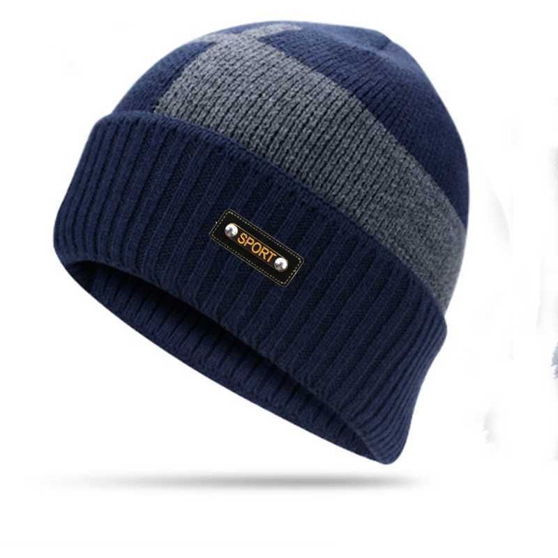 casquette bleu marine