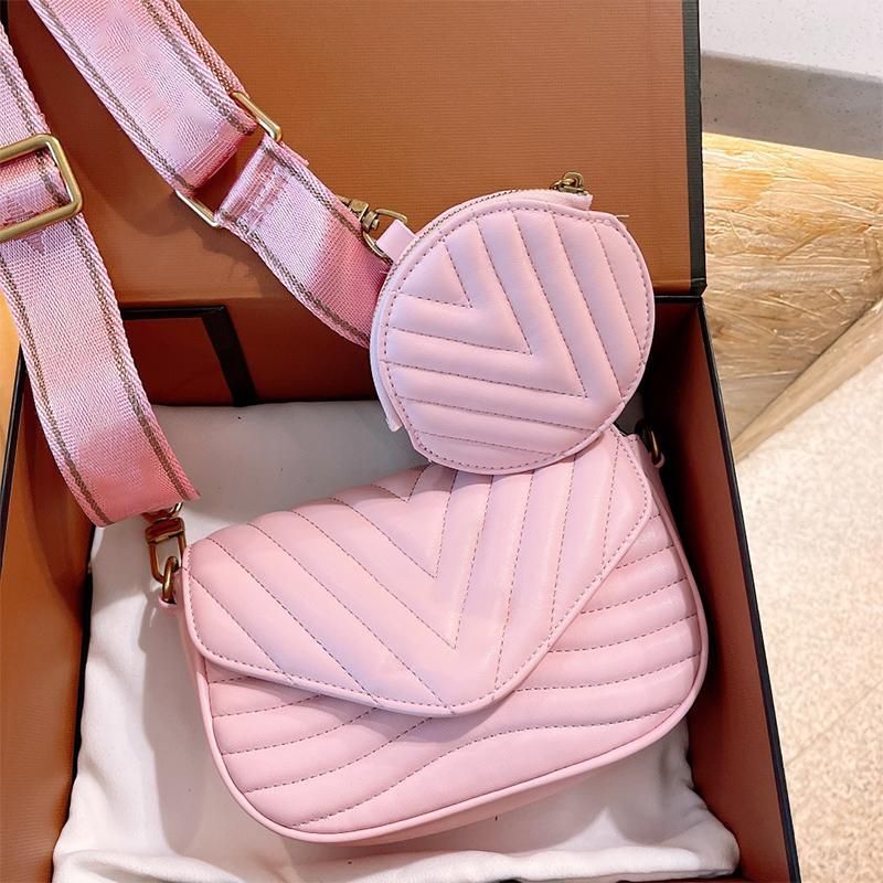 Designer Wave Handbag Women Crossbody Bag Fashion Woman Shoulder Bag  Quilted Twin Sets Mini Handbag Chain Round Coin Purses Luxury Shoulder Bags  Purse Festival Bags From Xingshengfashionbag, $41.44