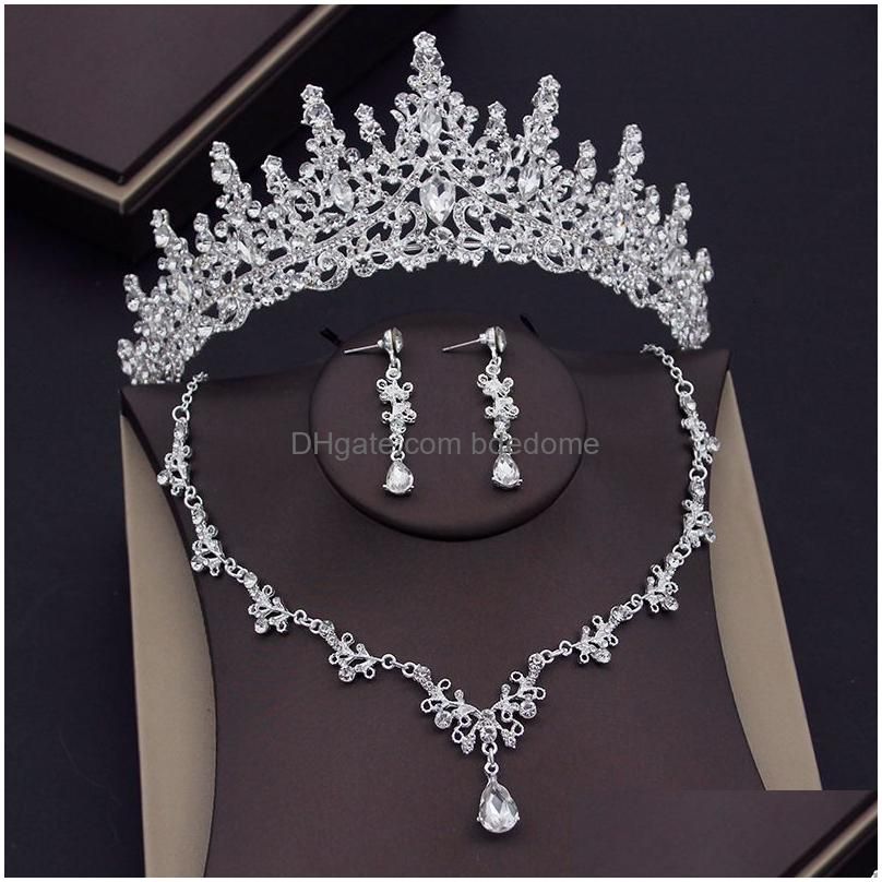 Silver Crown Set