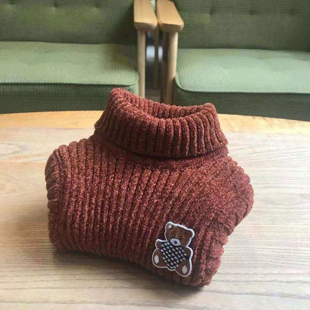 Brązowy sweter