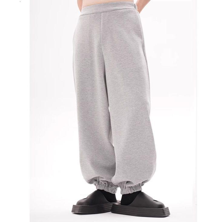 pantalones gris