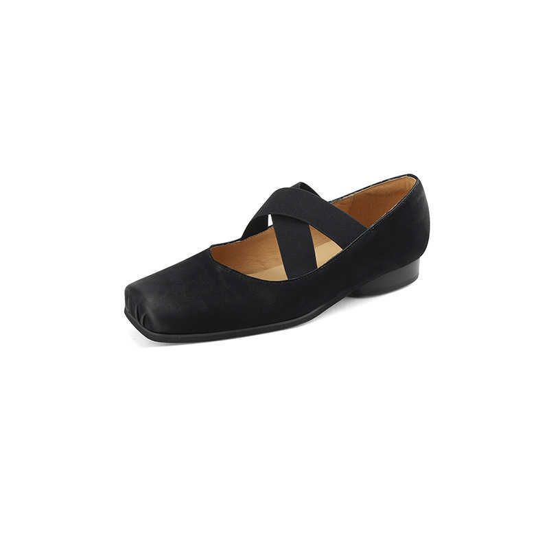 black (low heel 2cm