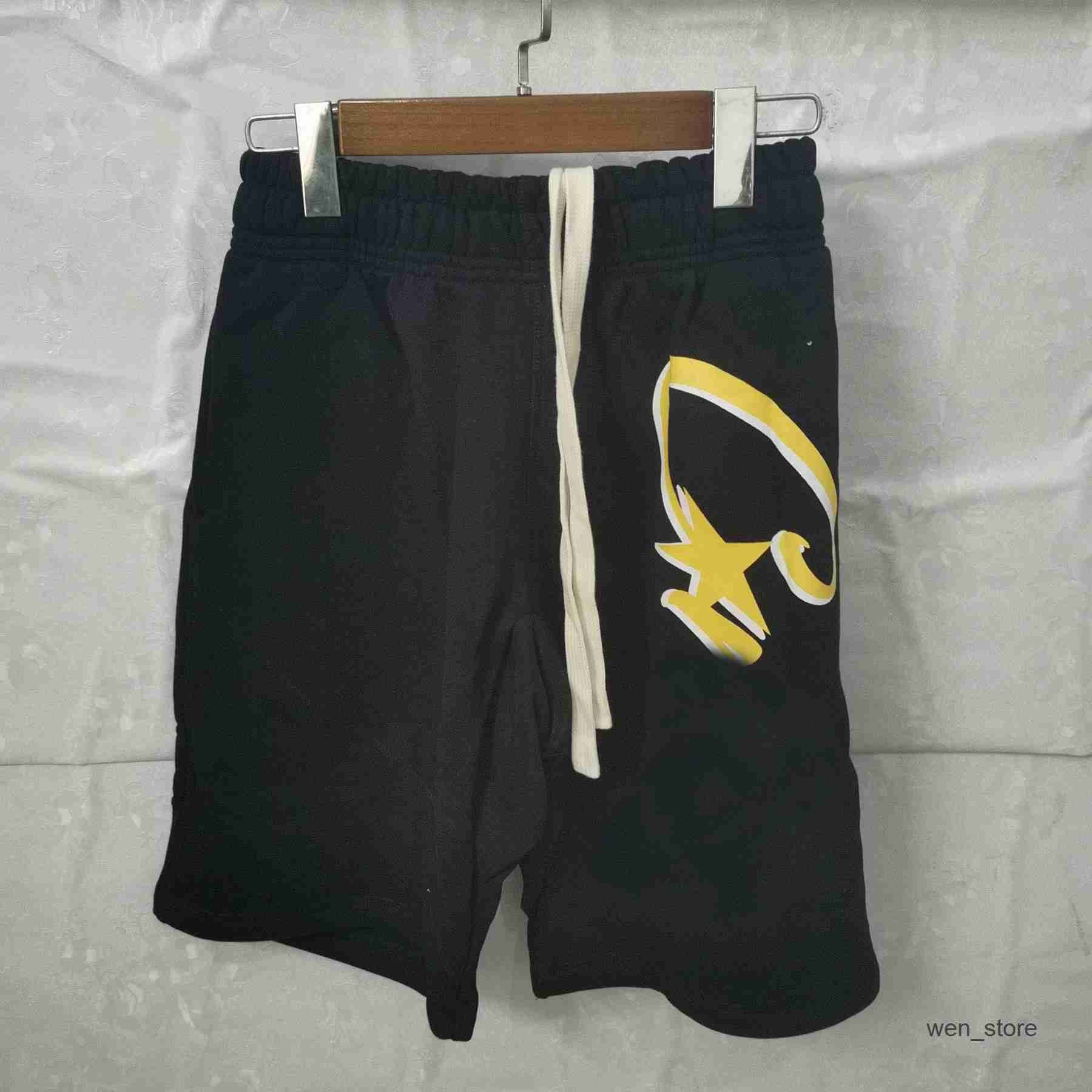 shorts preto estrela