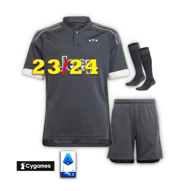 23/24 derde tenue