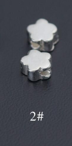 2 5x5x2,5 mm silver 2 st