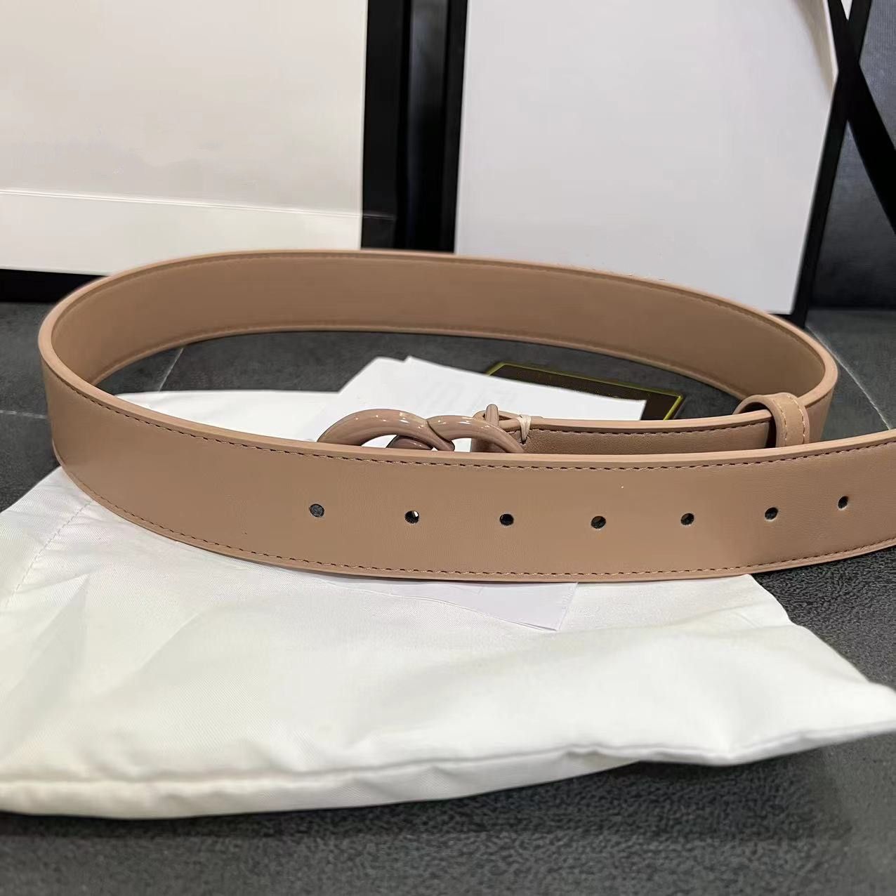 Classic Unisex Designer Belts With Smooth Buckle Width Options Of 2.0cm To  3.8cm Comes With Box From Fashionbelt88, $6.76