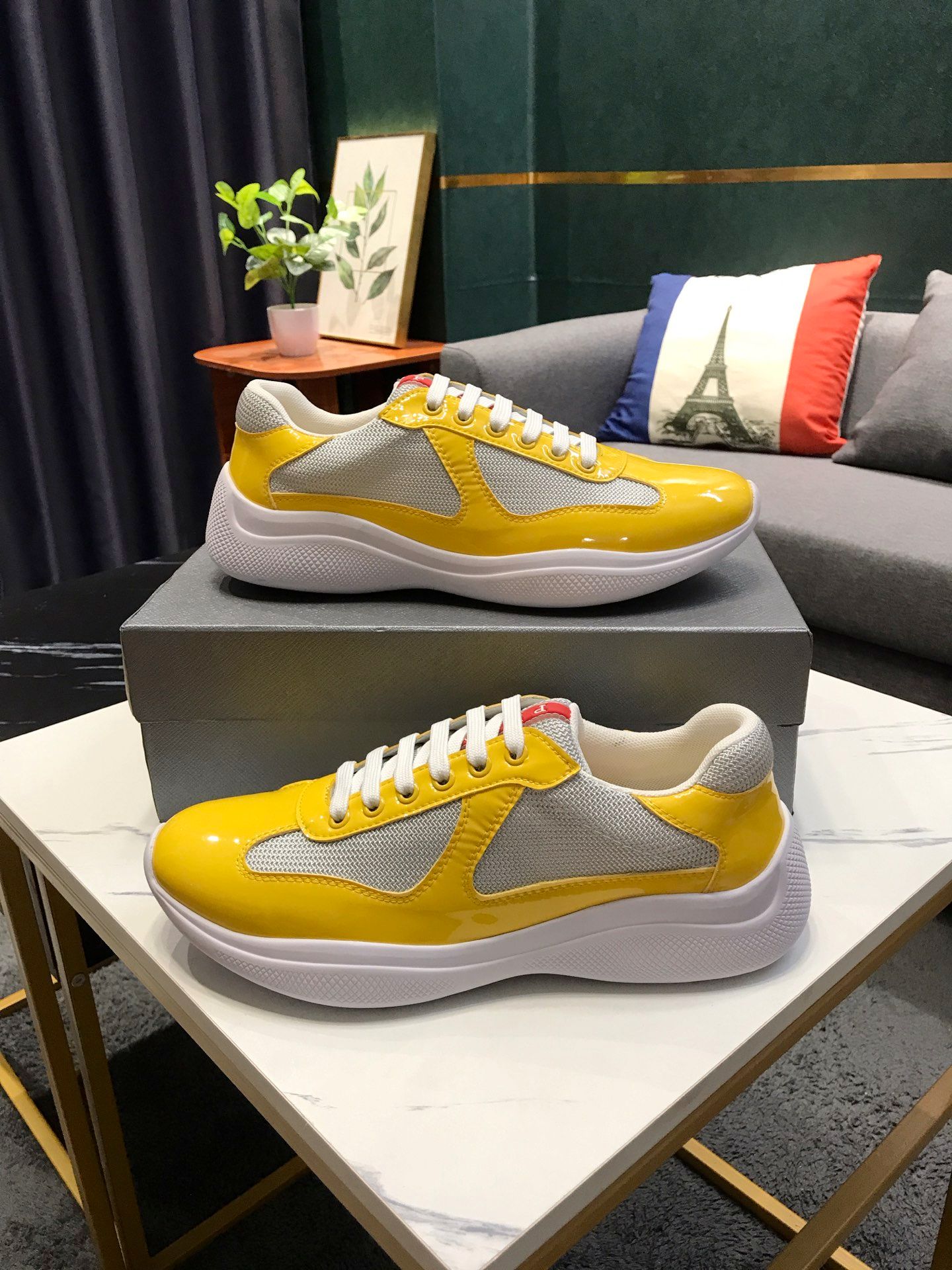 Patent yellow gray