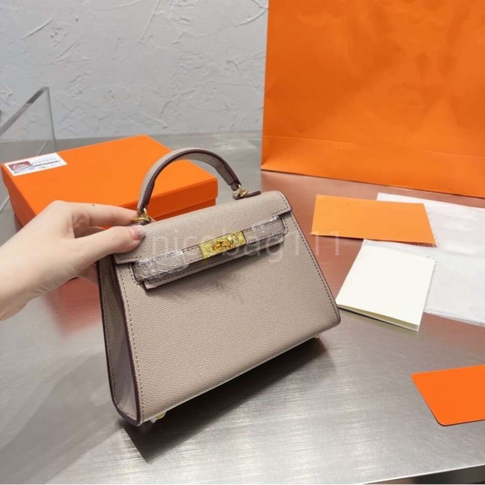 MABULA 2023 Brand Quiled Crossbody Purse for Women Geometric Design Chic  Chain Flap Messenger Bag Simple Female Clutch Handbag