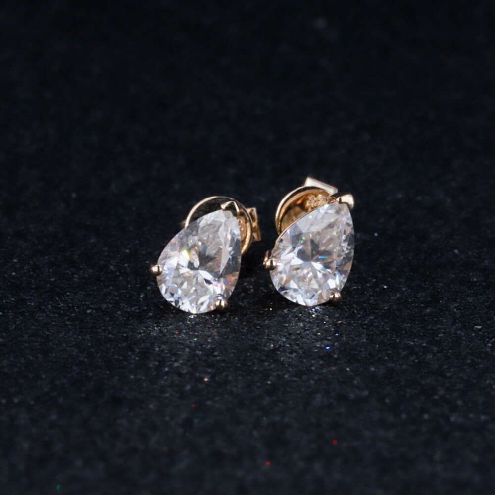 Yellow gold-1 carat D VS1 with IGI