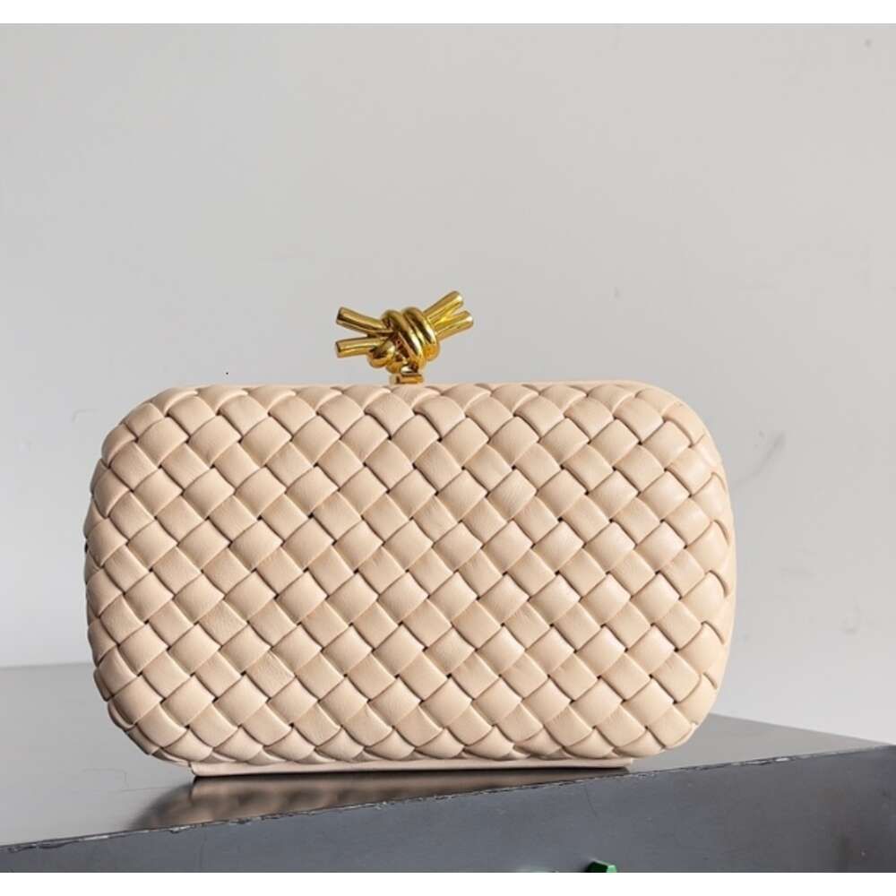 clutch bag-apricot