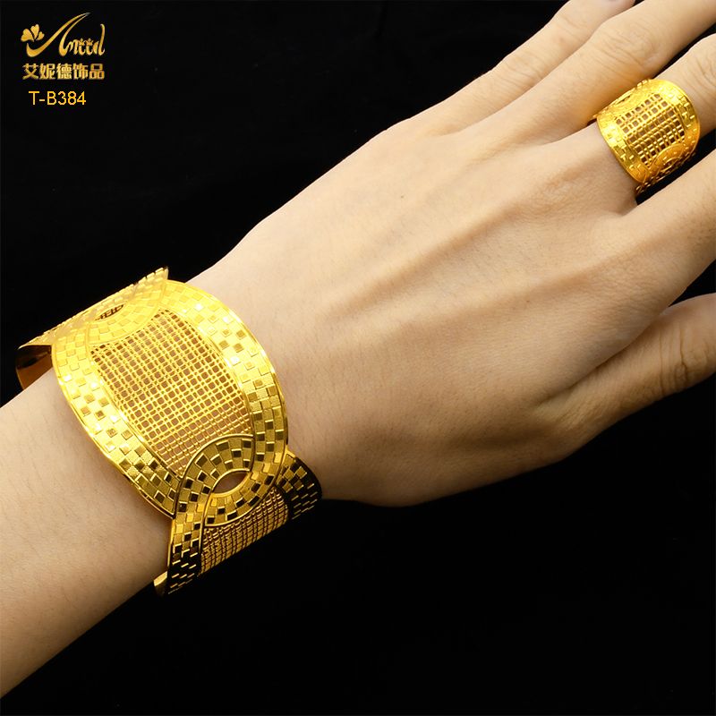 B-384-Bracelet Ring