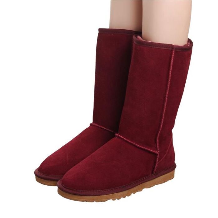 UGG5815 320