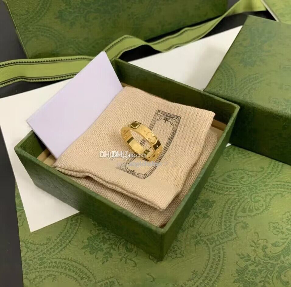 Roségold+grüne Box