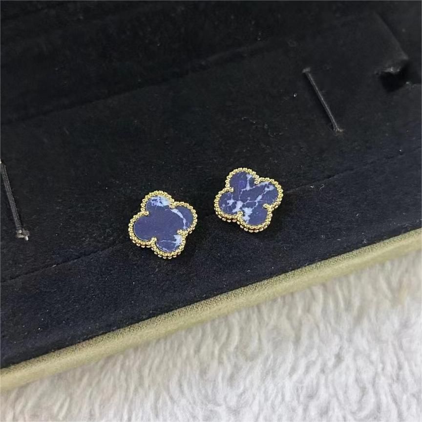 1# earrings stud gold