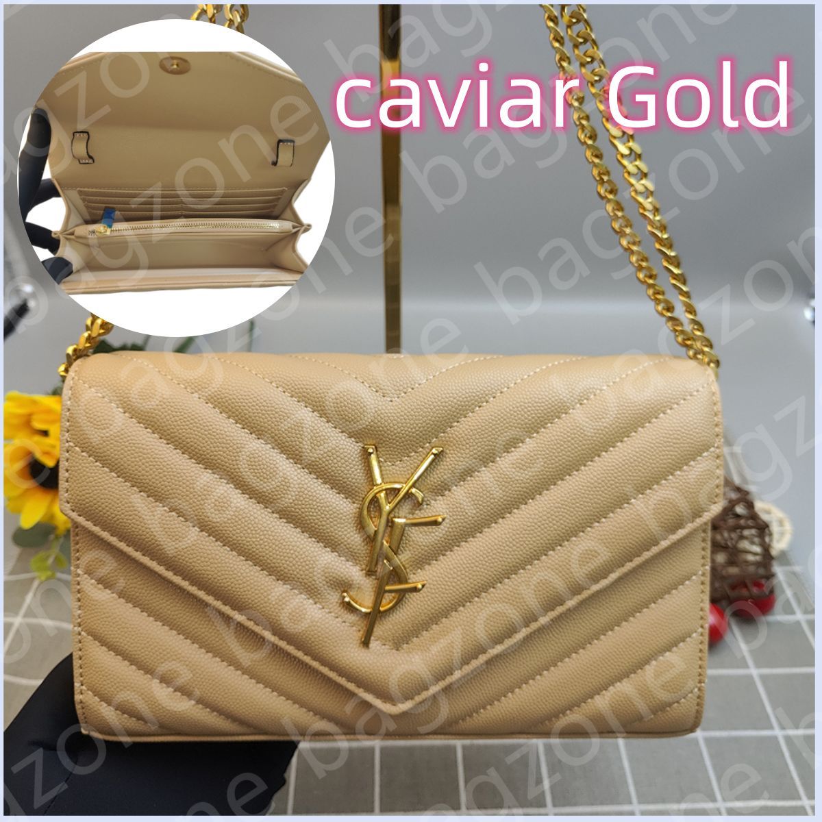 Caviar Khaki-Goldenロゴ