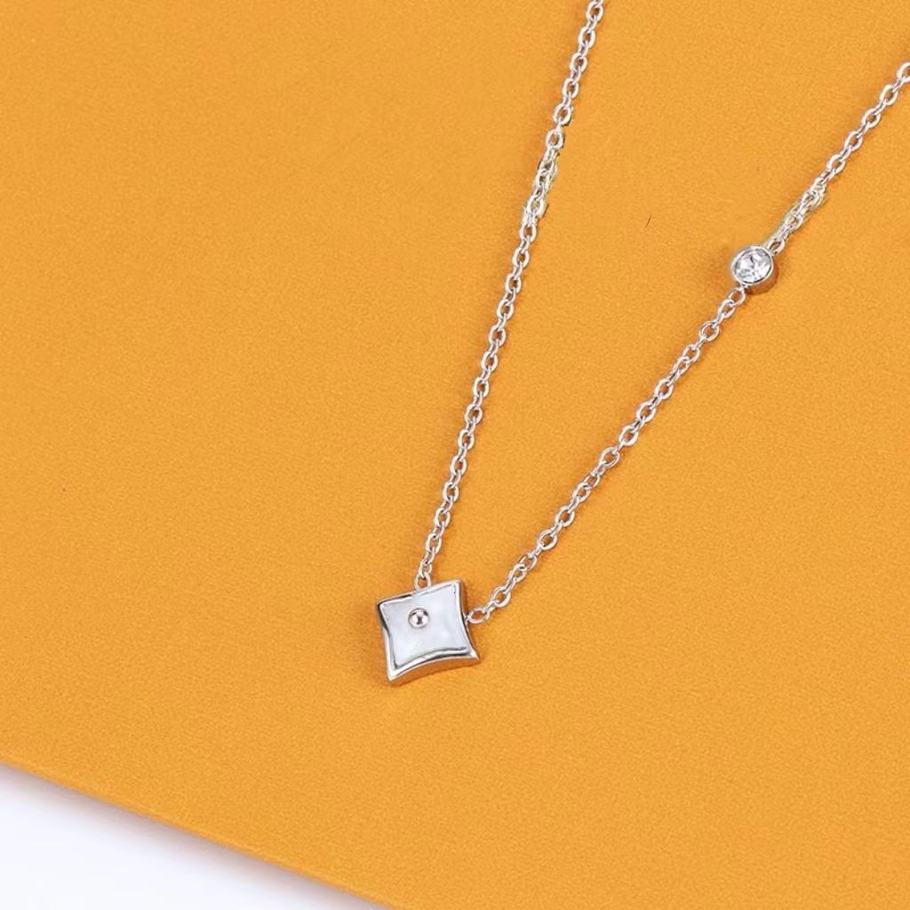 Silver square flower necklace