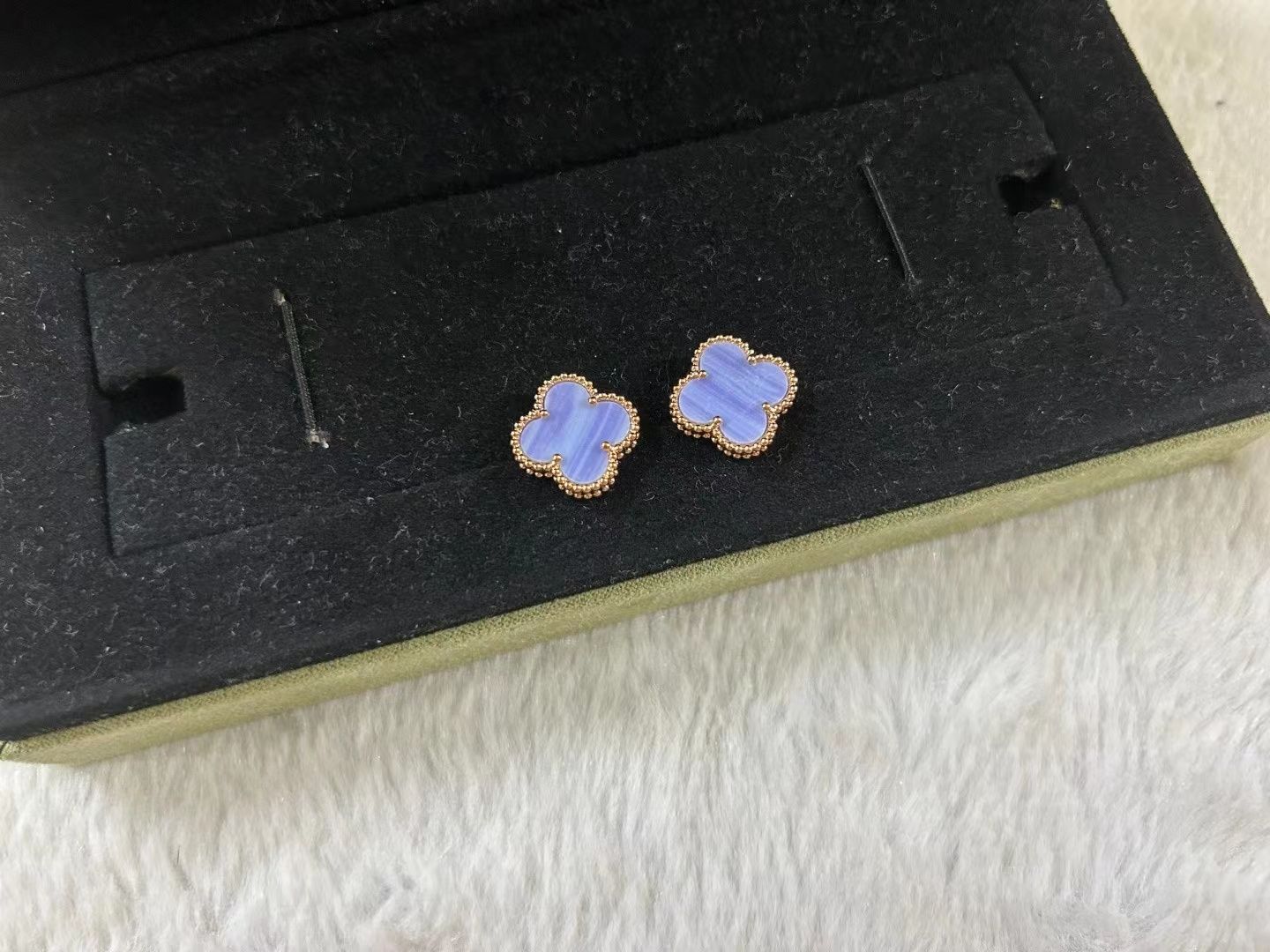 rose stud earrings