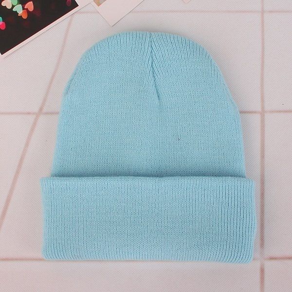 gorro azul claro