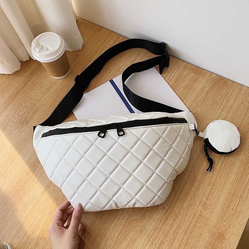 Witte taille tas