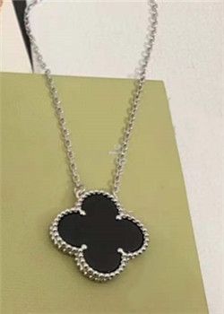 collier a6