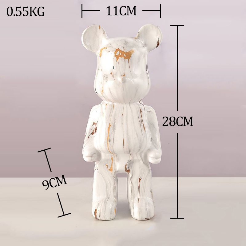 Altura do urso 28 cm B
