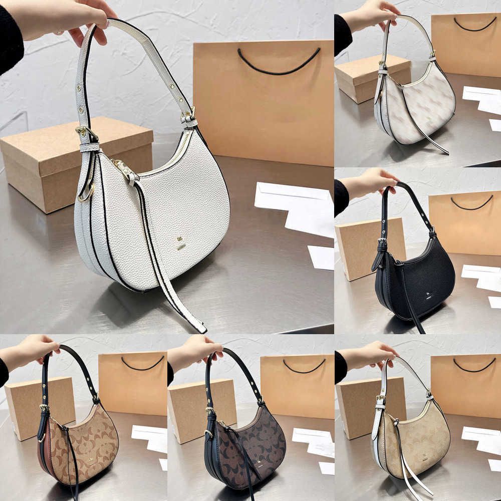 Shoulder Bag Designer Bag Retro Half Moon Handbag Women Classic