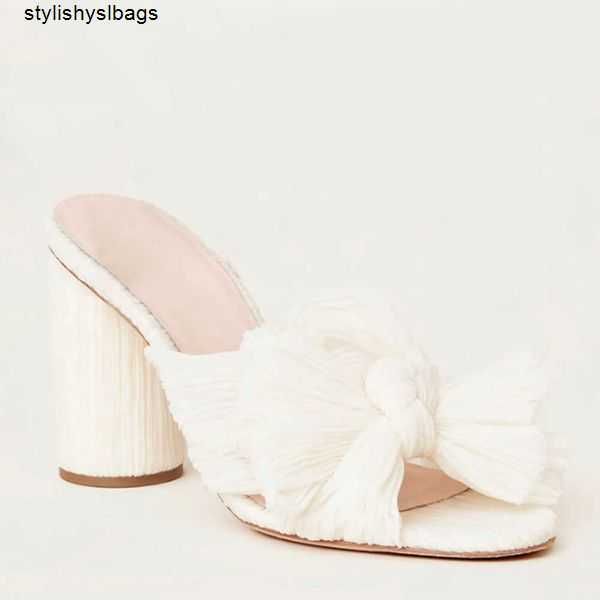 white8.5cm heel