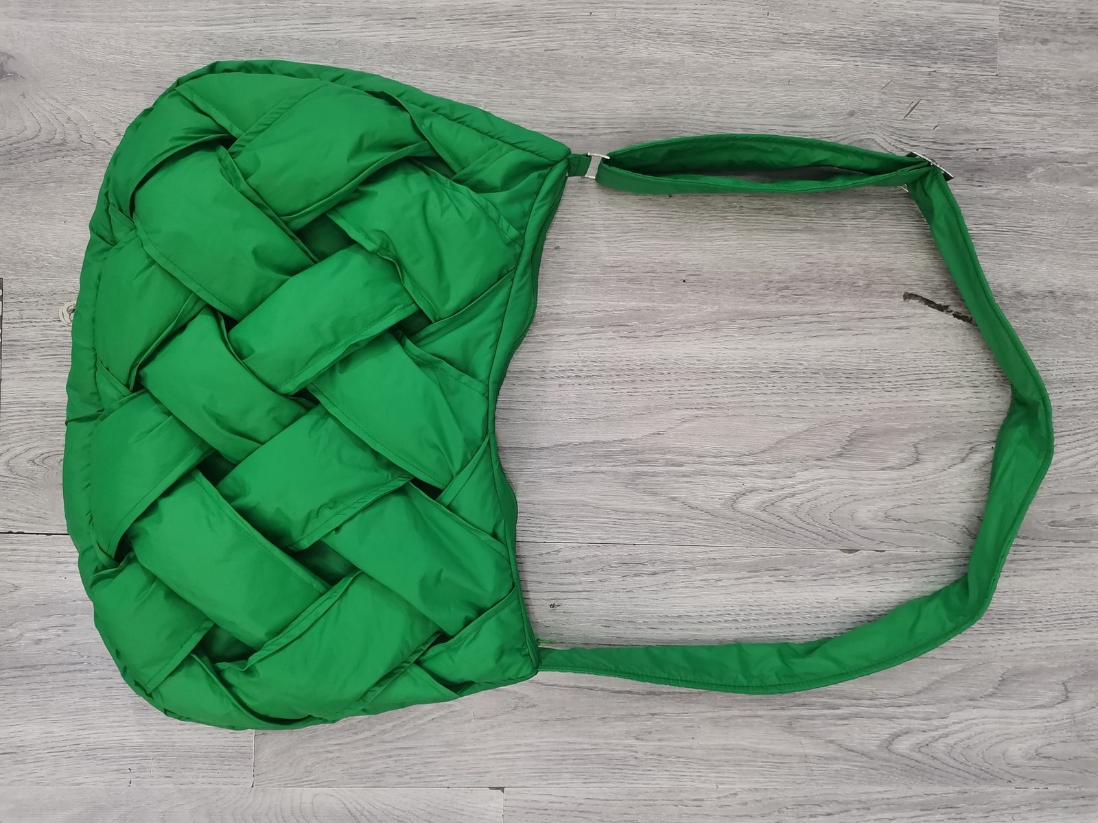 style 1 sac vert