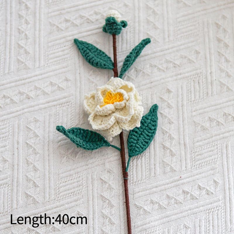 S18 Knitted flower