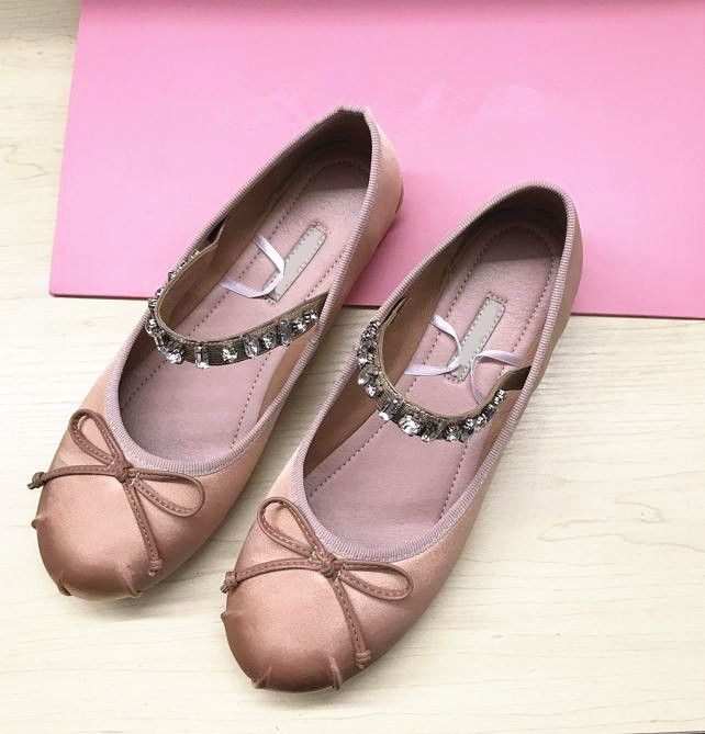 8-satin Tailles 34-40