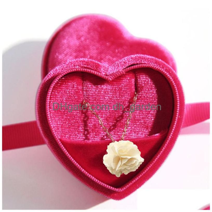 Rose Red Pendant Box With Ribbon