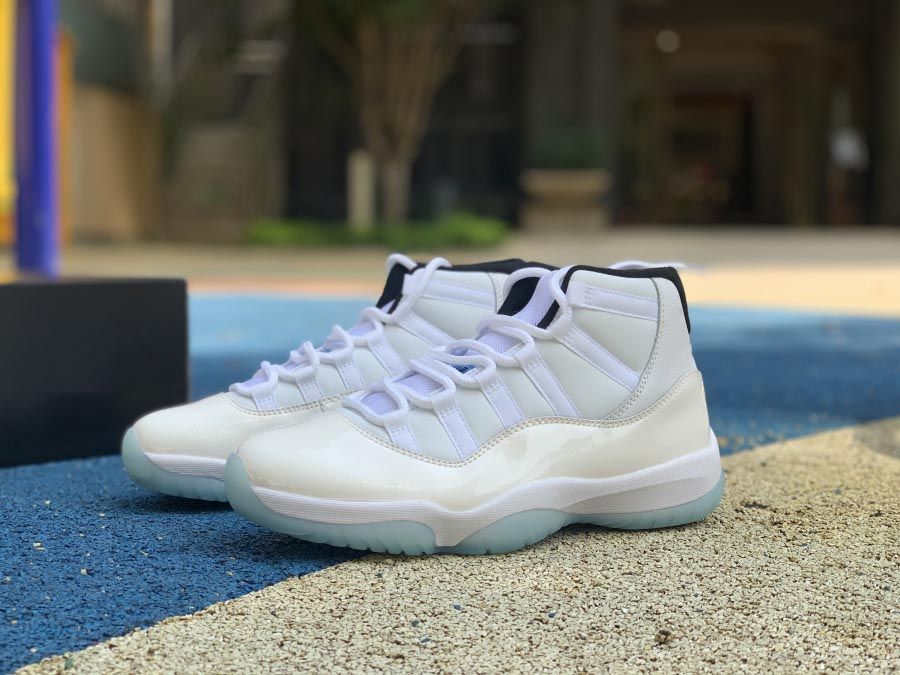 varsity blue 11s