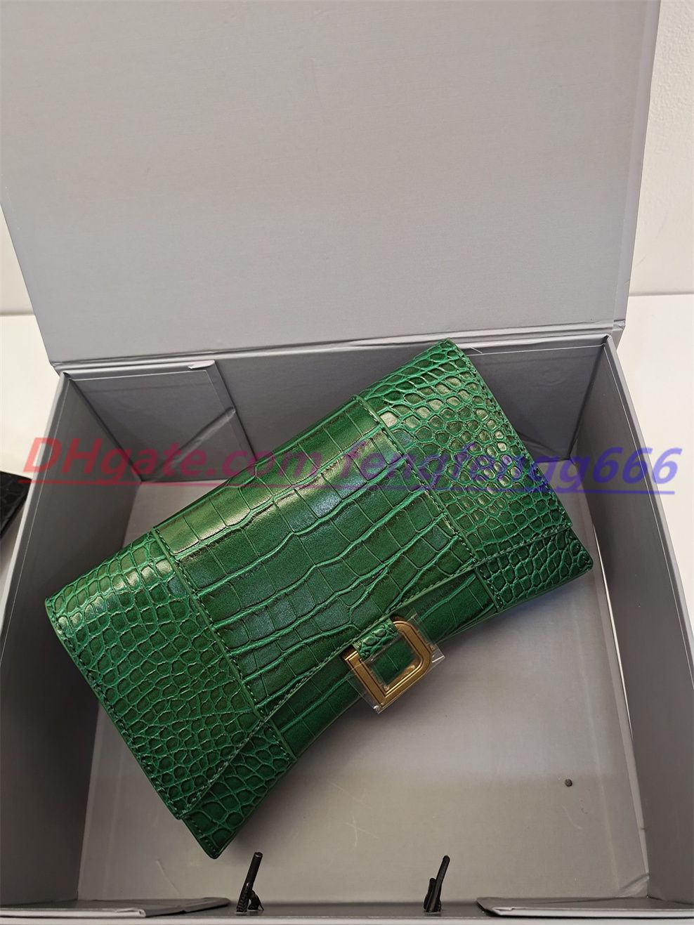 Motif d'alligator vert fonc￩