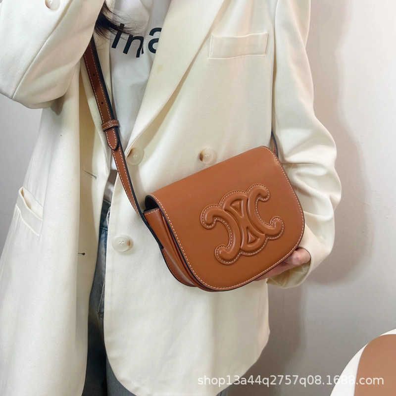 brown - (cow leather)