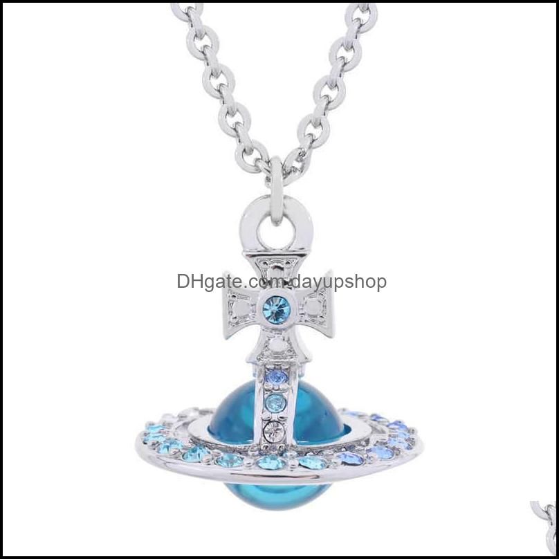 Absolvierte Blue Diamond Saturn Halskette