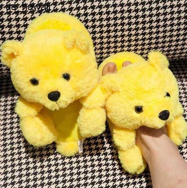 gele slippers