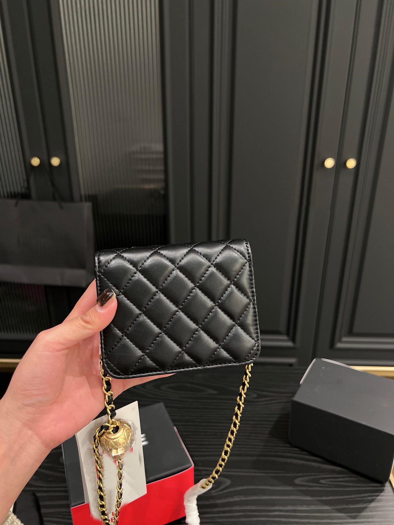 Vintage CC Designer Bags Women Mini Woc Shoulder Bags With Gold Ball Cf  Flap Purse Classic Small Designers Tote Bags Lady Black Handbags Quilted  Crossbody Bag Wallet From Luxurytopbag886, $31.2