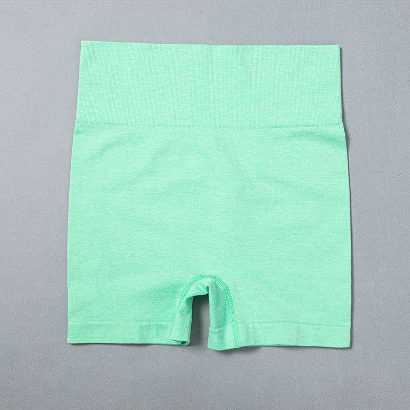 Apenas shorts verdes