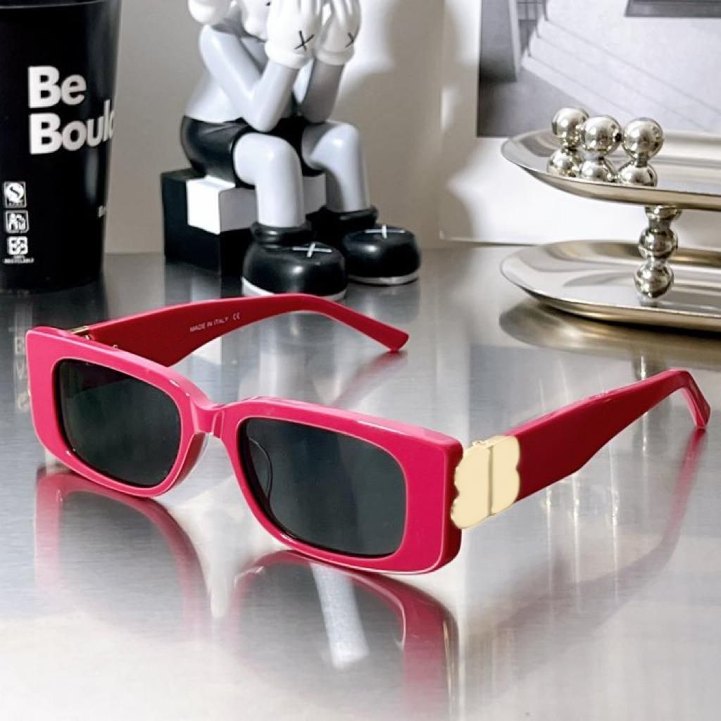 6_Pink Gold Frame Grey