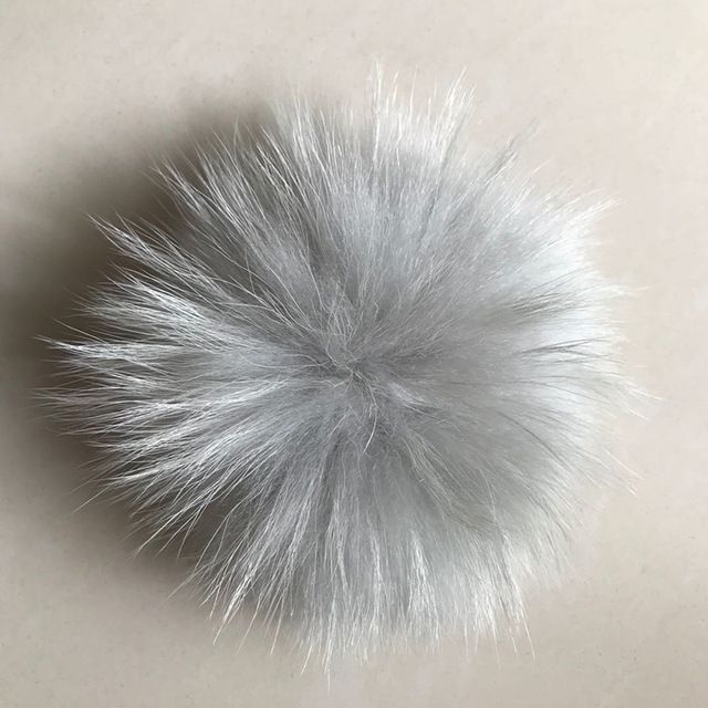 ratonon fur gris