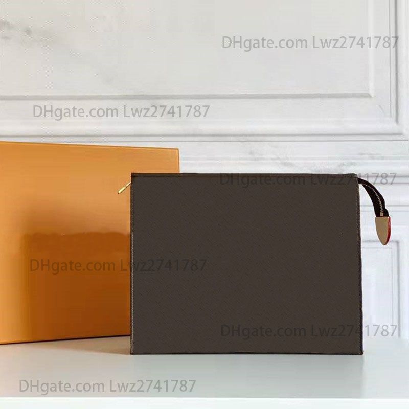 26cm-20cm-5cm: lettre brune