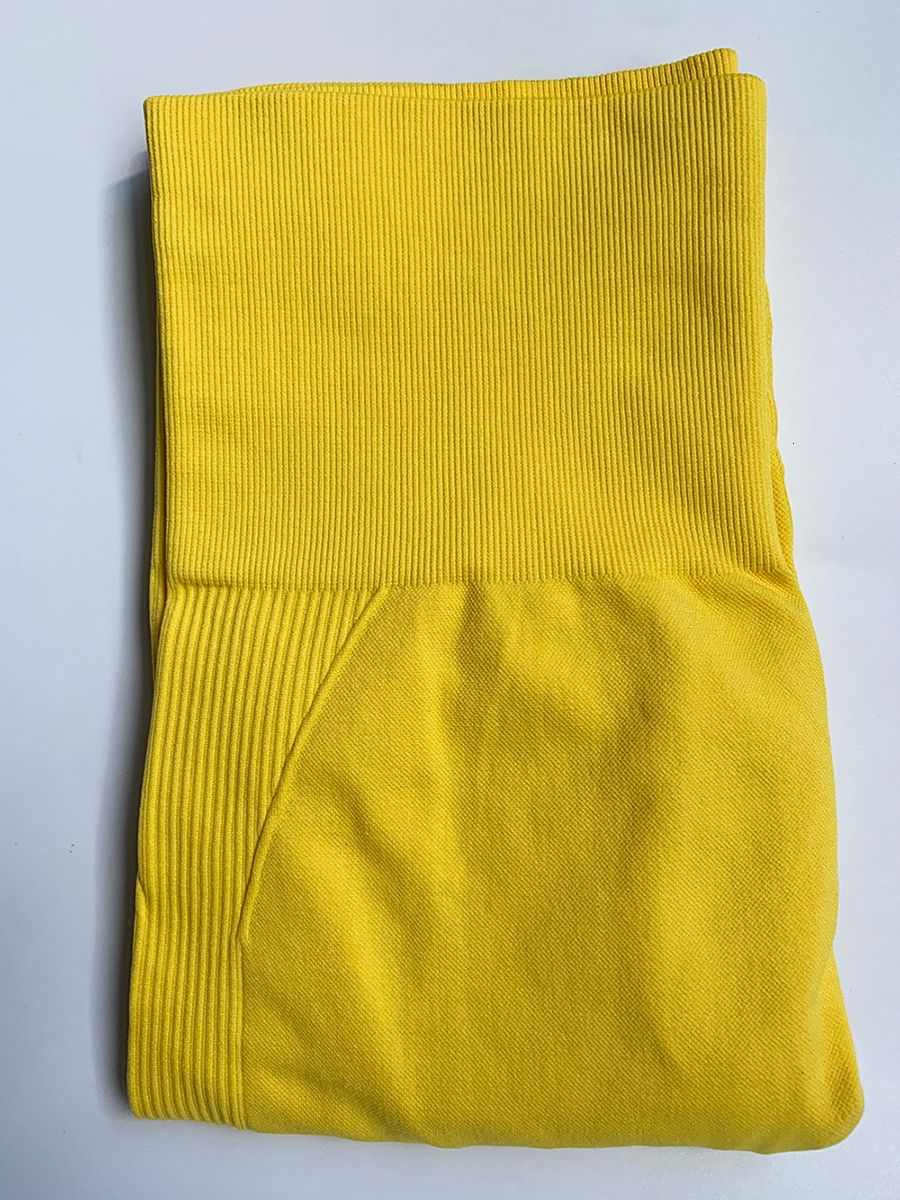 Giallo scuro