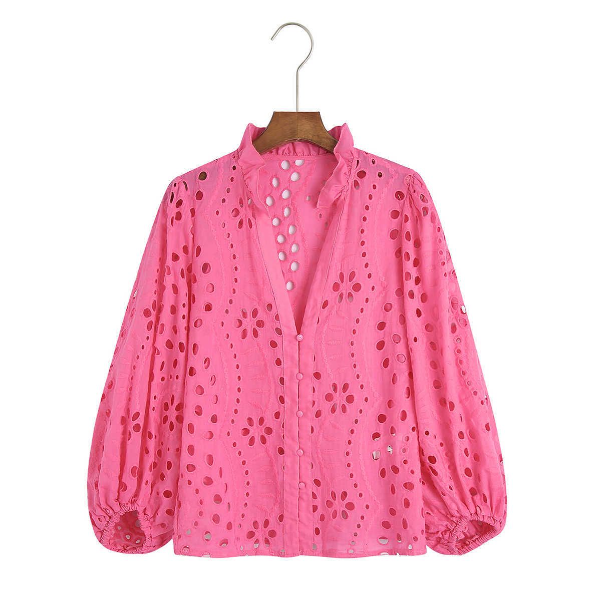 Розовая розовая блузка