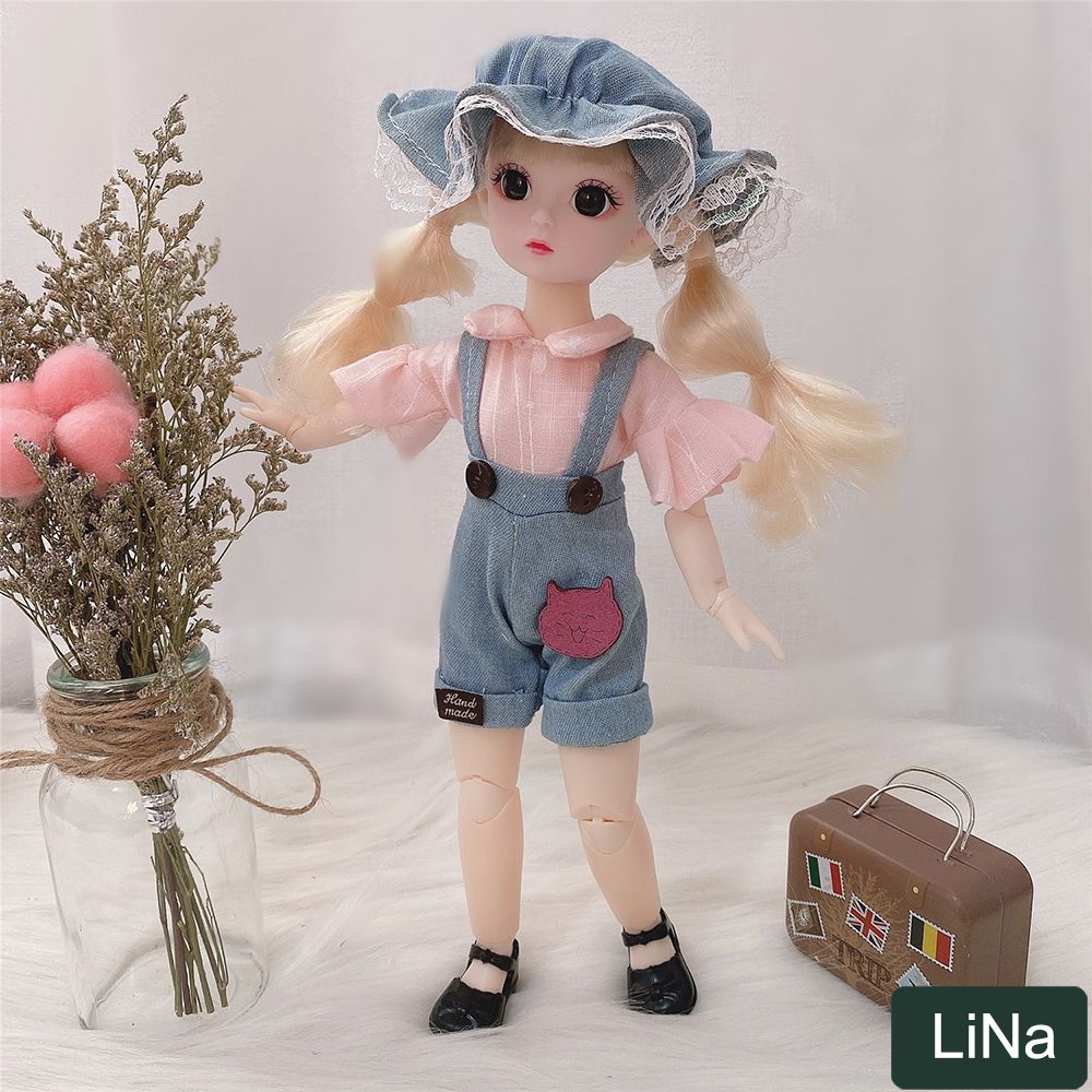 Lina-dolls en kleding